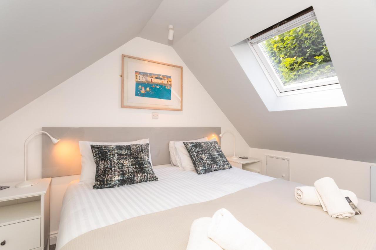 The Blue Door Appartement Bath Kamer foto